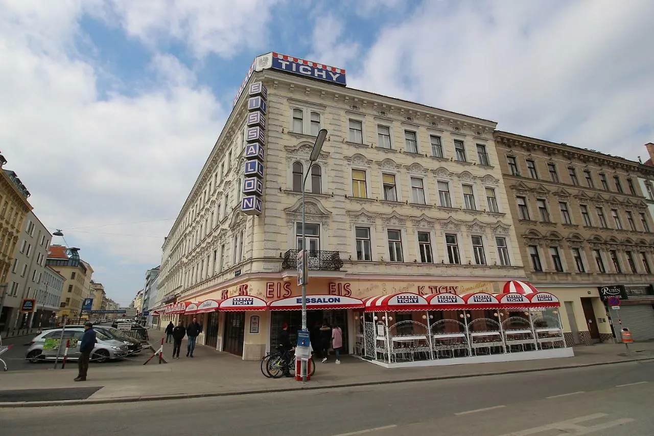 City&More! Apartment-Wieden 0*, Vienna